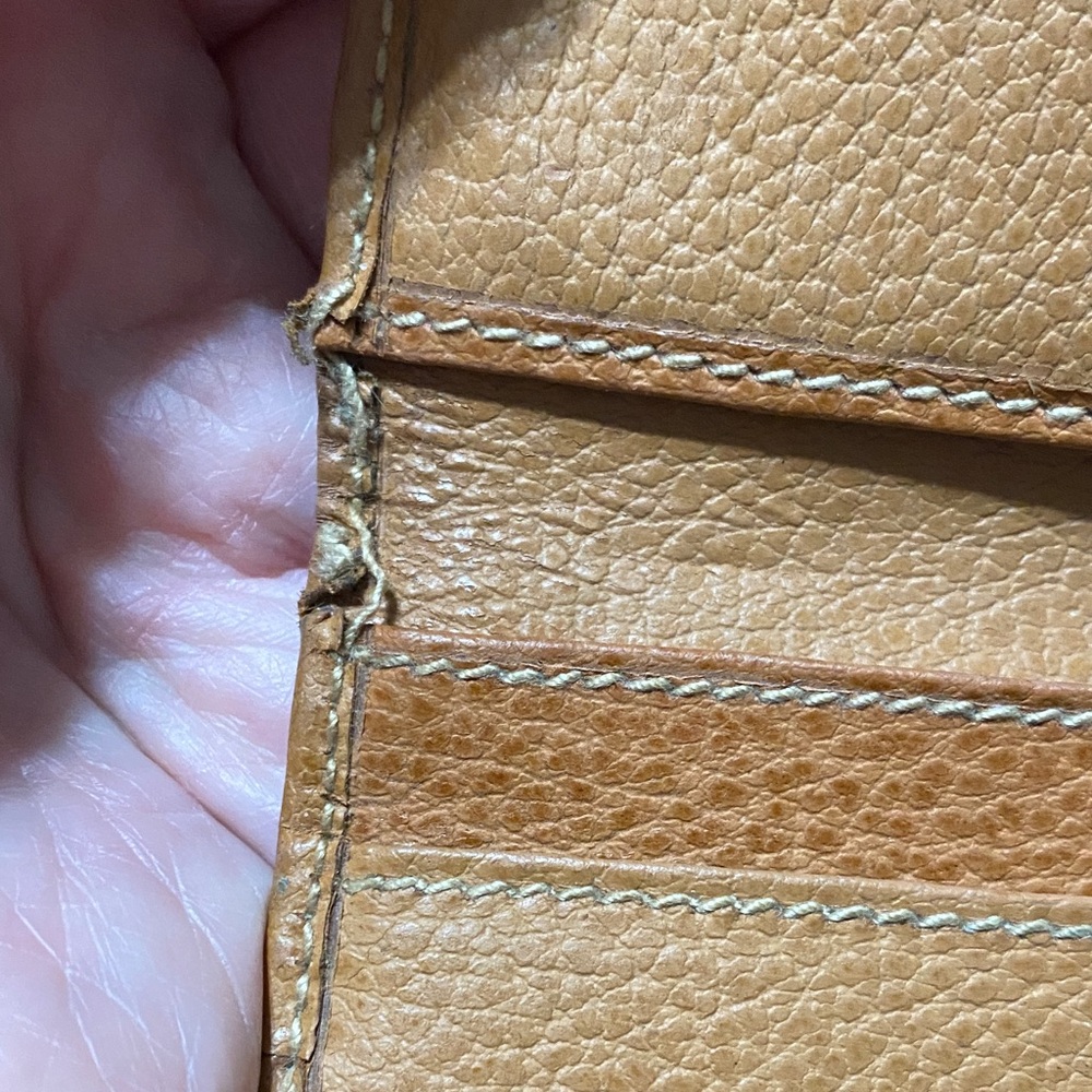 Gucci vintage Tan Leather long Women's Wallet - Picture 6 of 16